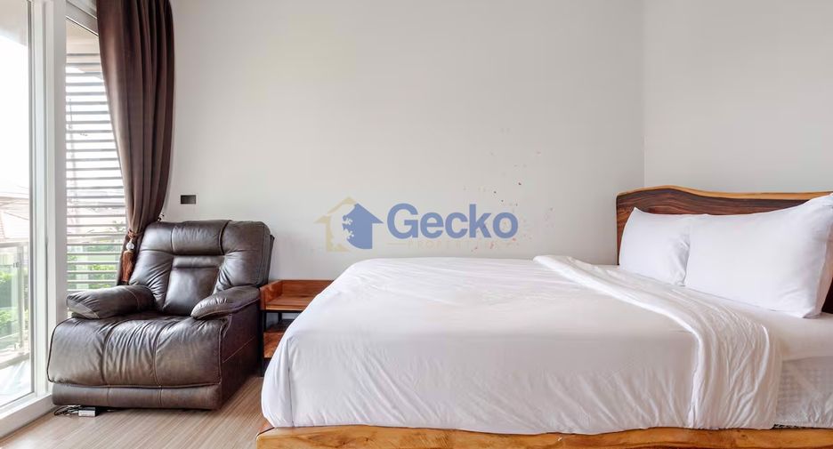 For rent 4 bedrooms house in Bang Lamung, Chonburi
