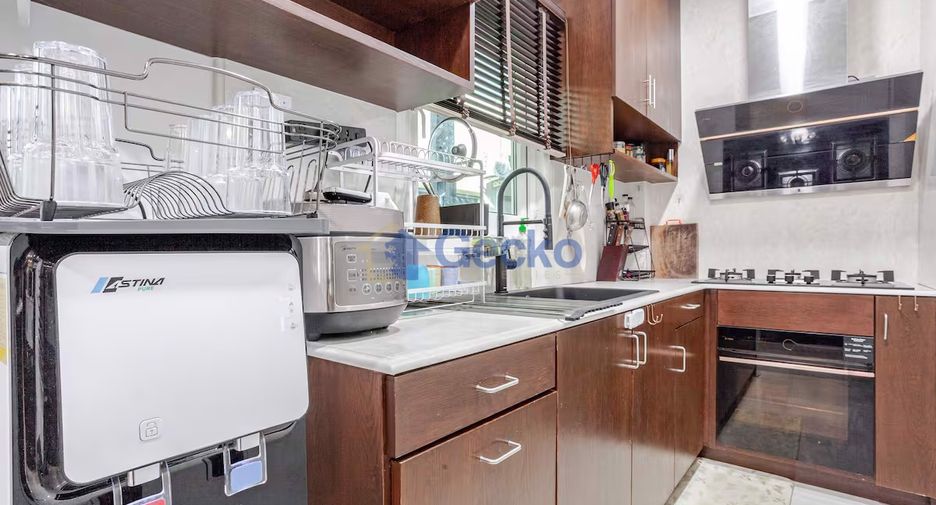 For rent 4 bedrooms house in Bang Lamung, Chonburi