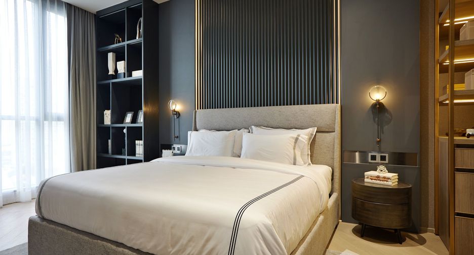 For rent 2 bedrooms condo in Sathon, Bangkok