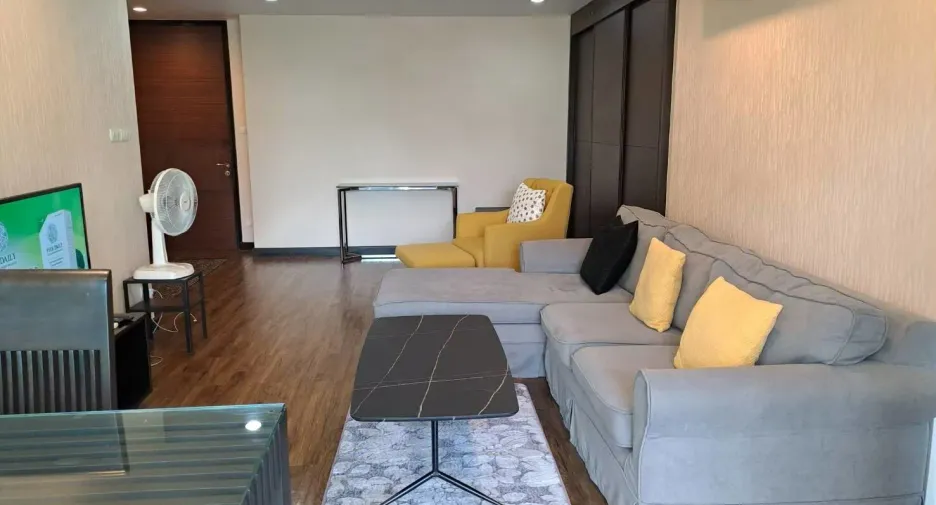 À louer 2 chambres condo à Watthana, Bangkok