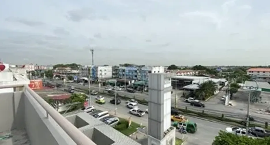 For rent 1 bed retail Space in Khlong Sam Wa, Bangkok