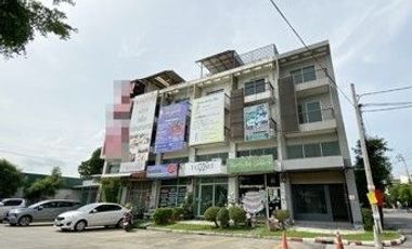 Gewerbefläche zur Miete mit 1 Zimmer in Khlong Sam Wa, Bangkok