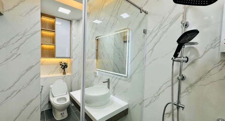 For rent 2 bedrooms house in Sathon, Bangkok