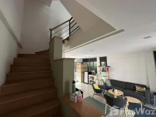 For rent 3 bedrooms townhouse in Chatuchak, Bangkok