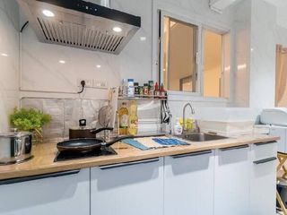 Reihenhaus zur Miete mit 2 Zimmer in Khlong Toei, Bangkok