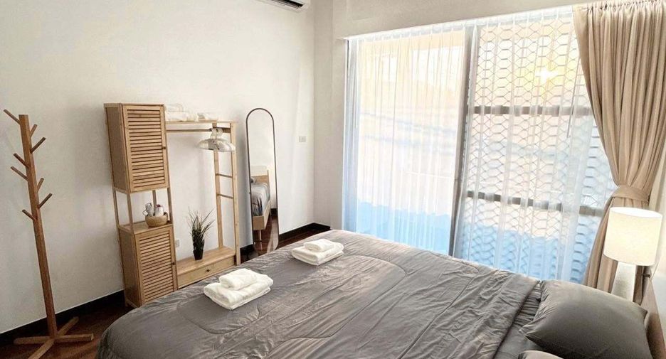 Reihenhaus zur Miete mit 2 Zimmer in Khlong Toei, Bangkok