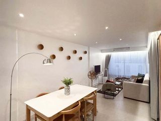 Reihenhaus zur Miete mit 2 Zimmer in Khlong Toei, Bangkok