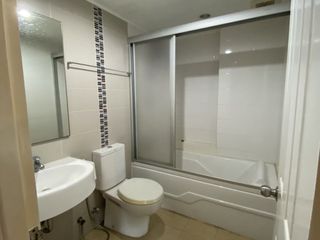 For rent 2 bedrooms condo in Huai Khwang, Bangkok