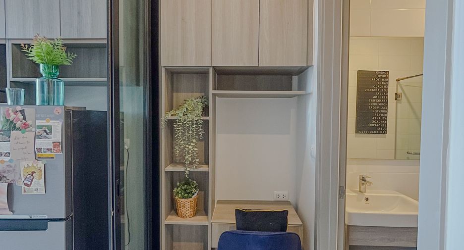 For rent スタジオ condo in Watthana, Bangkok