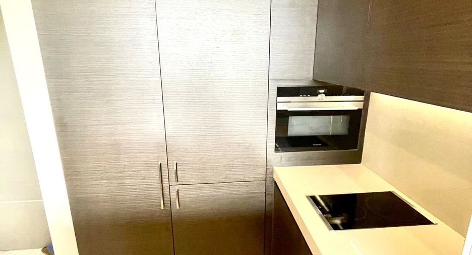 For rent 1 bed condo in Sathon, Bangkok