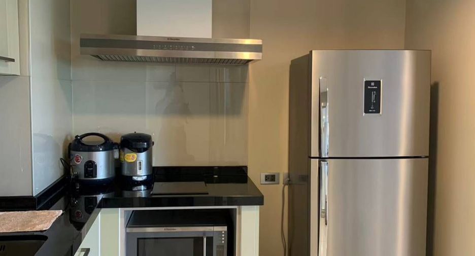 For rent 3 ベッドルーム condo in Khlong Toei, Bangkok