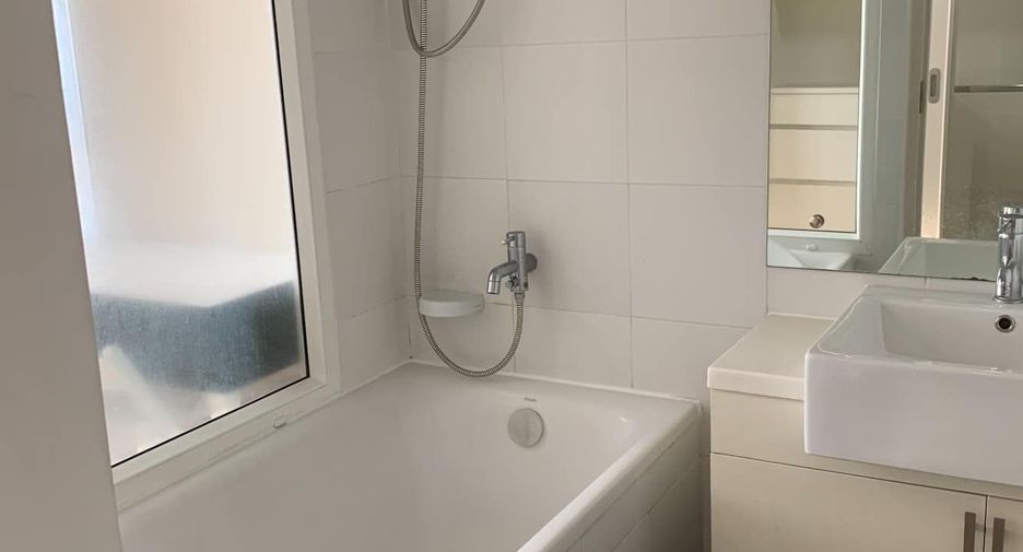 For rent 1 bed condo in Sathon, Bangkok