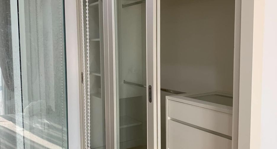 For rent 1 bed condo in Sathon, Bangkok
