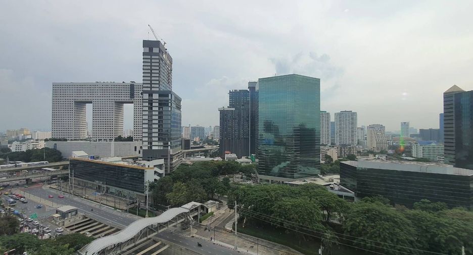 For rent 2 bedrooms condo in Chatuchak, Bangkok