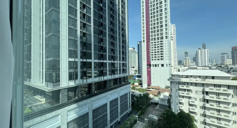 ให้เช่า 3 ห้องนอน คอนโด ใน คลองเตย, กรุงเทพฯ