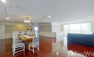 For rent 3 bedrooms apartment in Watthana, Bangkok