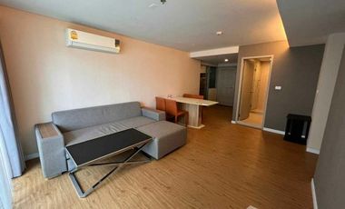 For rent 2 bedrooms condo in Yan Nawa, Bangkok