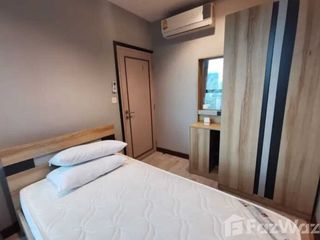 For rent 2 bedrooms condo in Huai Khwang, Bangkok