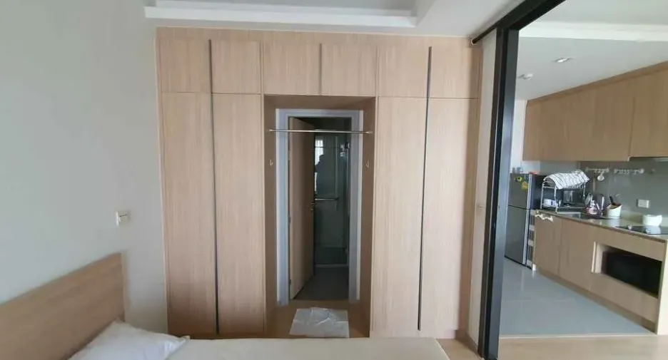 For rent 1 bed condo in Phaya Thai, Bangkok
