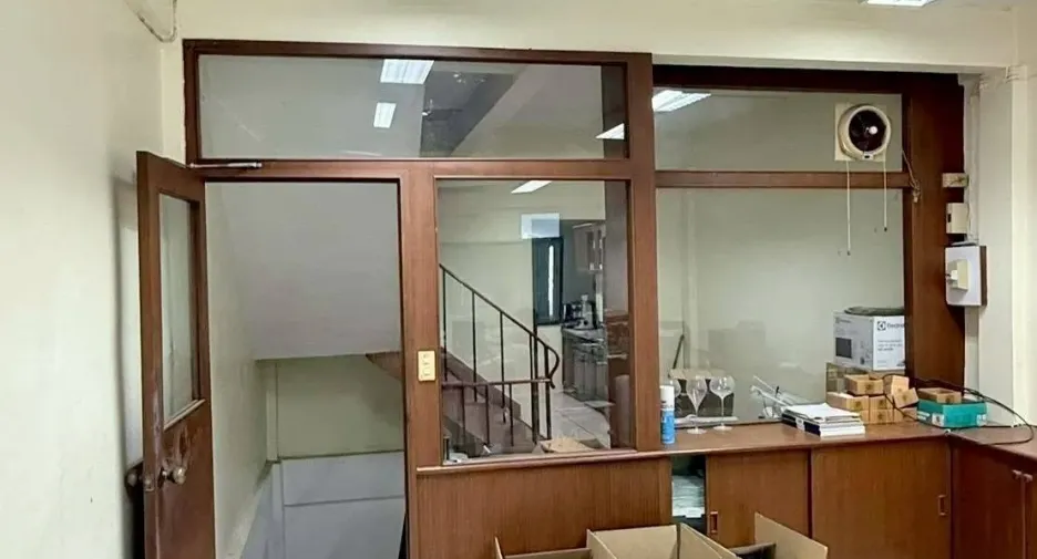 Reihenhaus zur Miete mit 3 Zimmer in Din Daeng, Bangkok