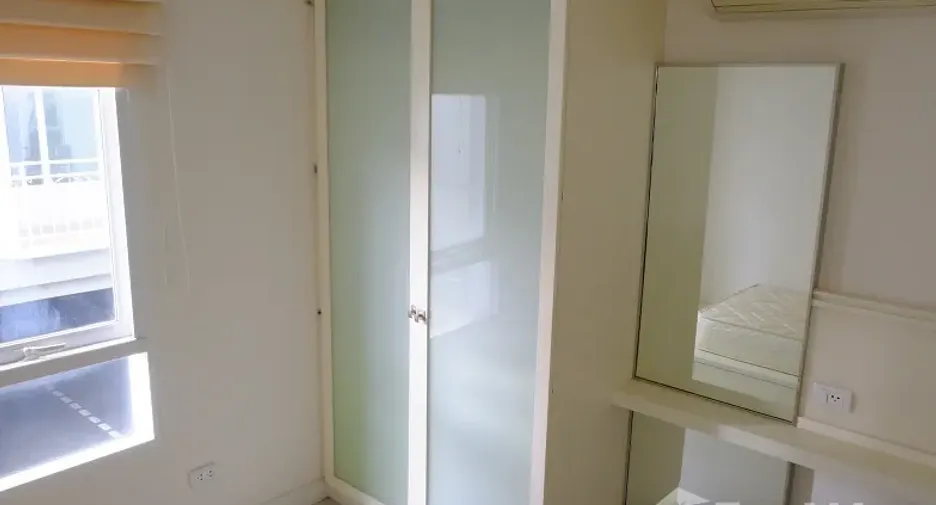Wohnung zur Miete mit 2 Zimmer in Khlong San, Bangkok