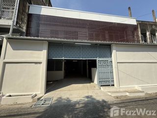 Haus zur Miete mit 4 Zimmer in Bang Kho Laem, Bangkok