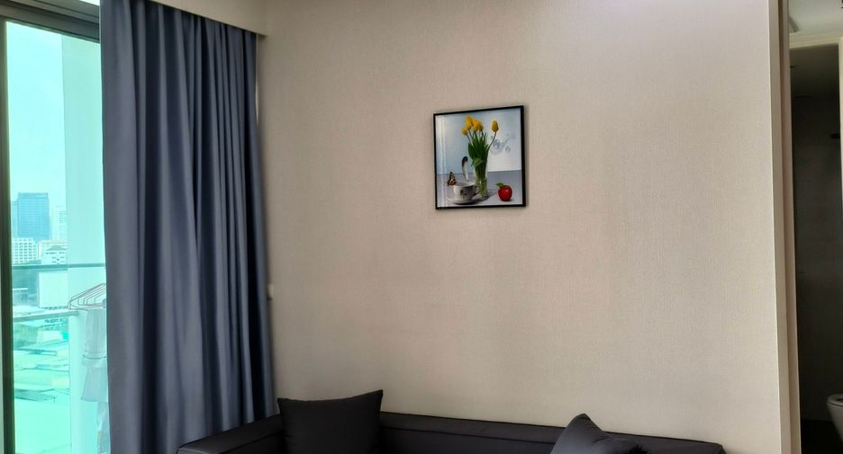 Wohnung zur Miete mit 2 Zimmer in Bang Rak, Bangkok