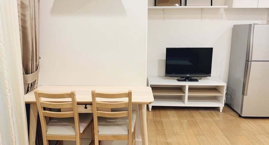 For rent 1 bed condo in Sathon, Bangkok