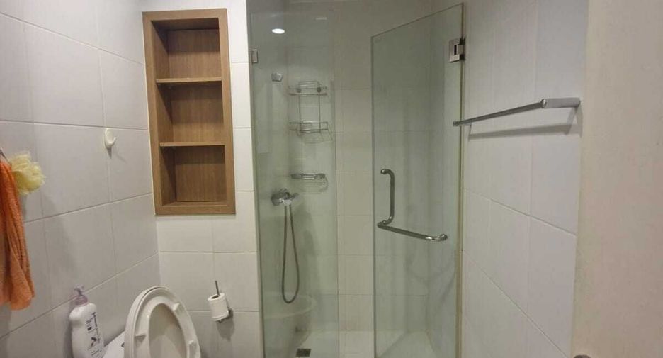 Condo en alquiler de 1 habitaciones en Khlong Toei, Bangkok