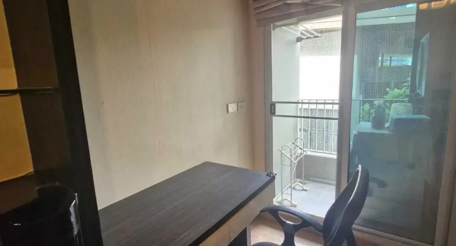 Condo en alquiler de 1 habitaciones en Khlong Toei, Bangkok