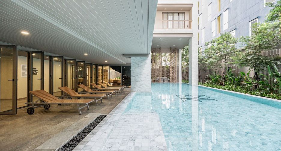 For rent 1 bed apartment in Pathum Wan, Bangkok