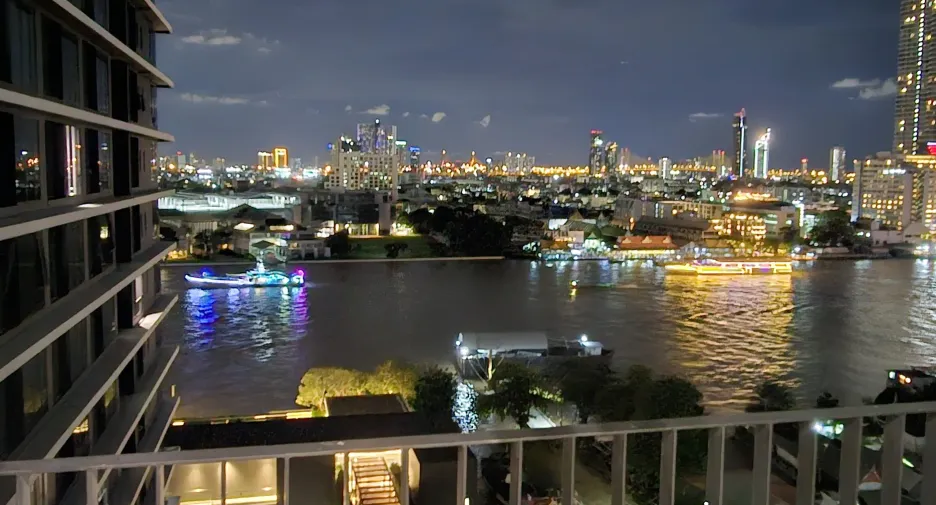 Wohnung zur Miete mit 2 Zimmer in Khlong San, Bangkok