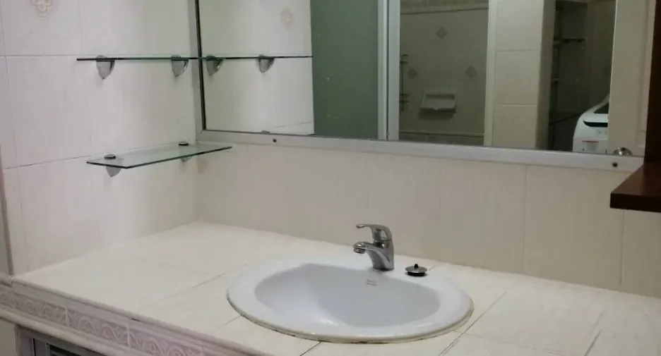For rent 3 bedrooms condo in Phra Khanong, Bangkok
