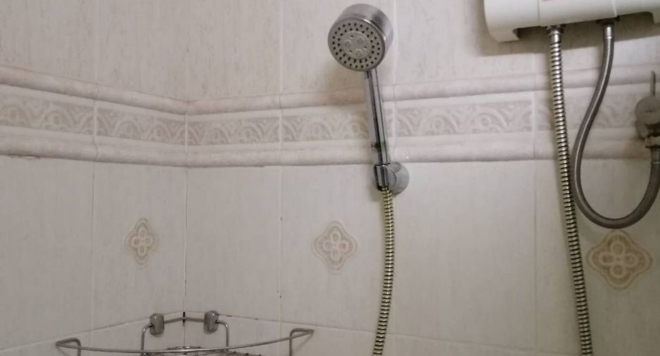 For rent 3 bedrooms condo in Phra Khanong, Bangkok