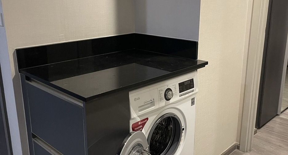 For rent 2 bedrooms condo in Khlong San, Bangkok