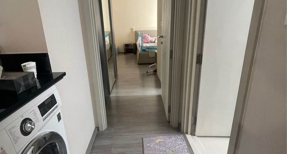 For rent 2 bedrooms condo in Khlong San, Bangkok