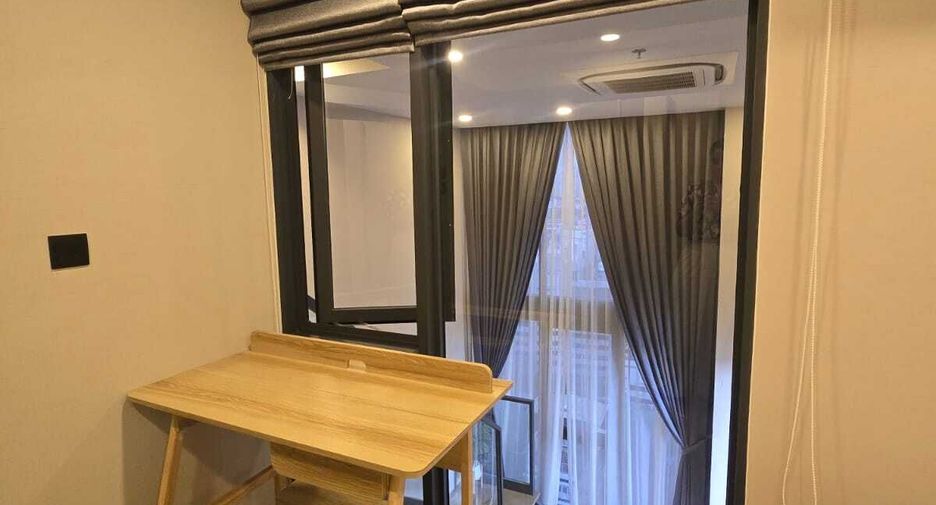 For rent 1 bed condo in Pathum Wan, Bangkok