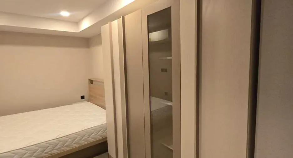 For rent 1 bed condo in Pathum Wan, Bangkok