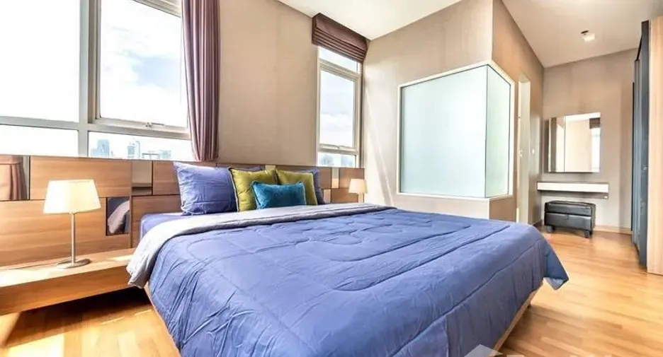 For rent 2 bedrooms condo in Ratchathewi, Bangkok