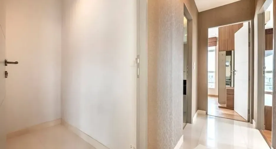 For rent 2 bedrooms condo in Ratchathewi, Bangkok