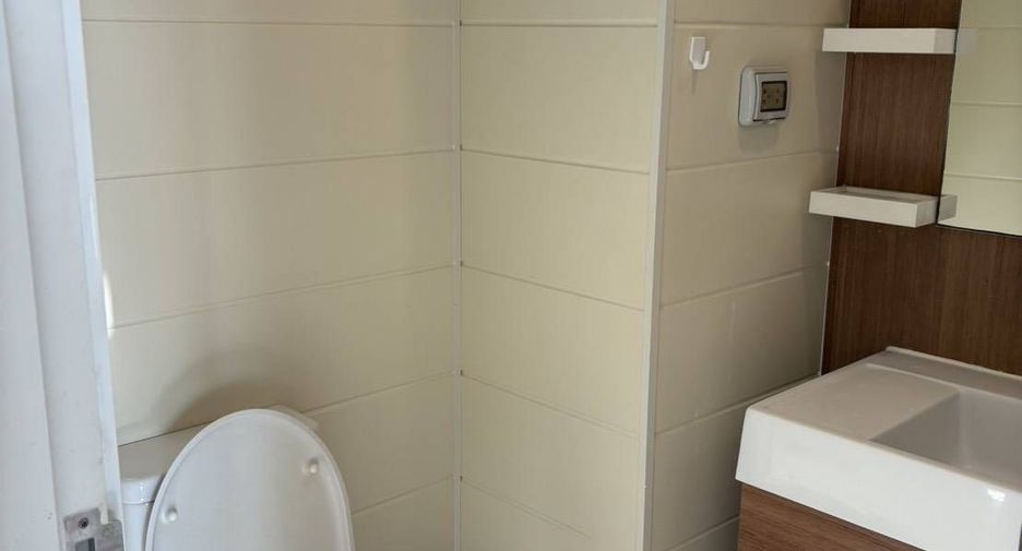 For rent 1 bed condo in Khlong San, Bangkok