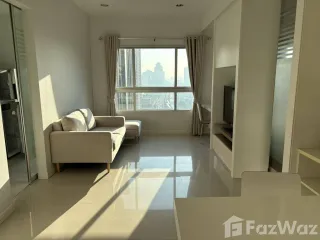 Wohnung zur Miete mit 1 Zimmer in Khlong San, Bangkok