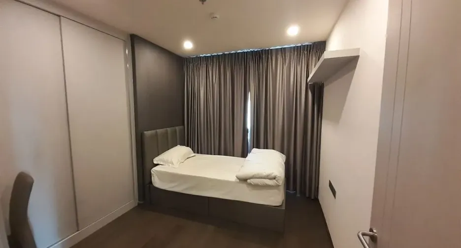 For rent 2 bedrooms condo in Pathum Wan, Bangkok