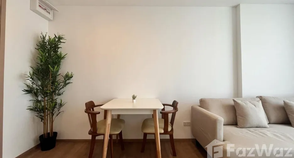 For rent 2 bedrooms condo in Chatuchak, Bangkok
