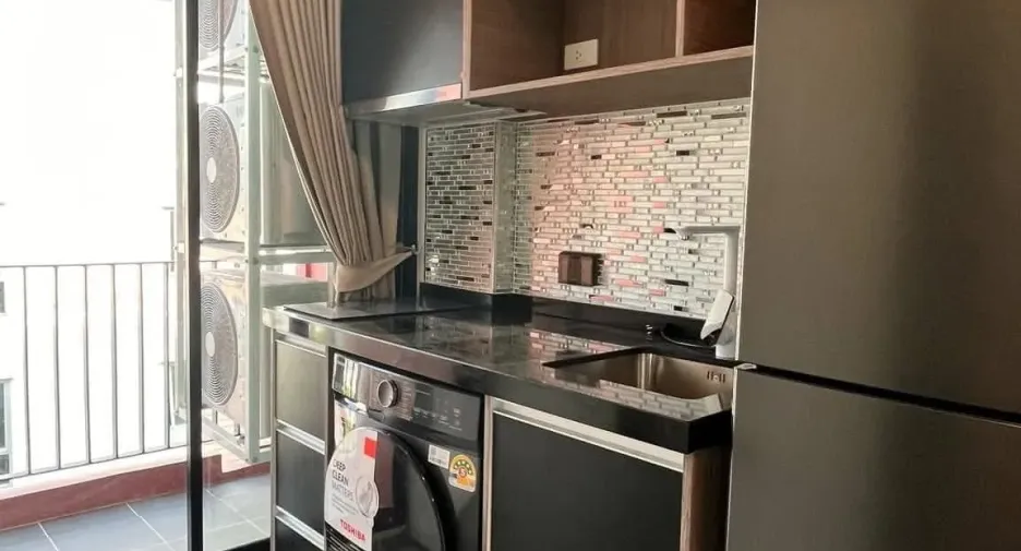 For rent 2 bedrooms condo in Chatuchak, Bangkok
