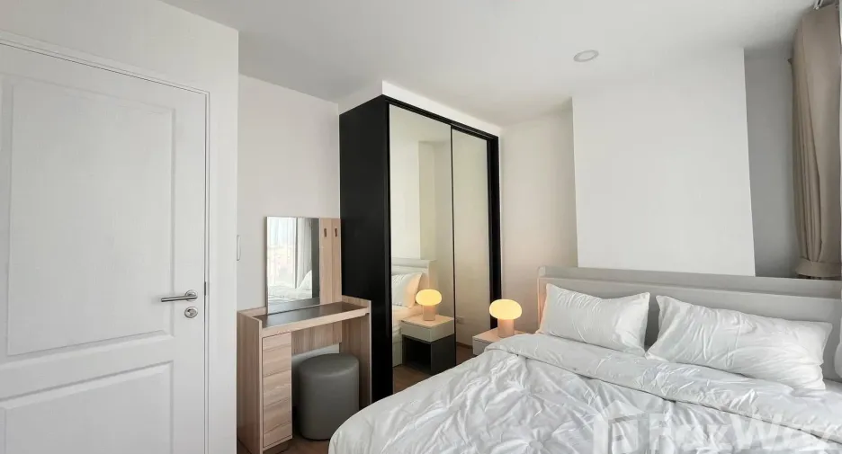 For rent 2 bedrooms condo in Chatuchak, Bangkok