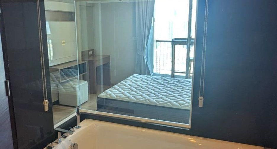 For rent 1 bed condo in Sathon, Bangkok