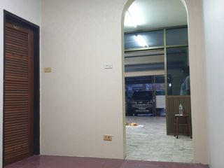 Reihenhaus zur Miete mit 4 Zimmer in Chatuchak, Bangkok