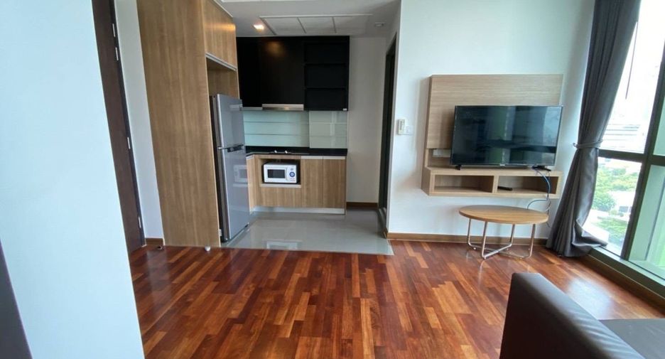 Condo en alquiler de 1 habitaciones en Pathum Wan, Bangkok