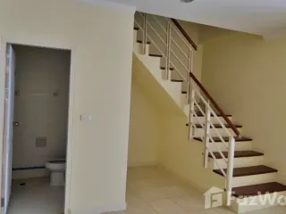 Reihenhaus zur Miete mit 3 Zimmer in Saphan Sung, Bangkok